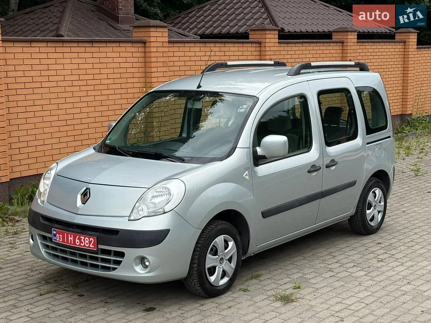 2010 Renault Kangoo - мініатюра 22