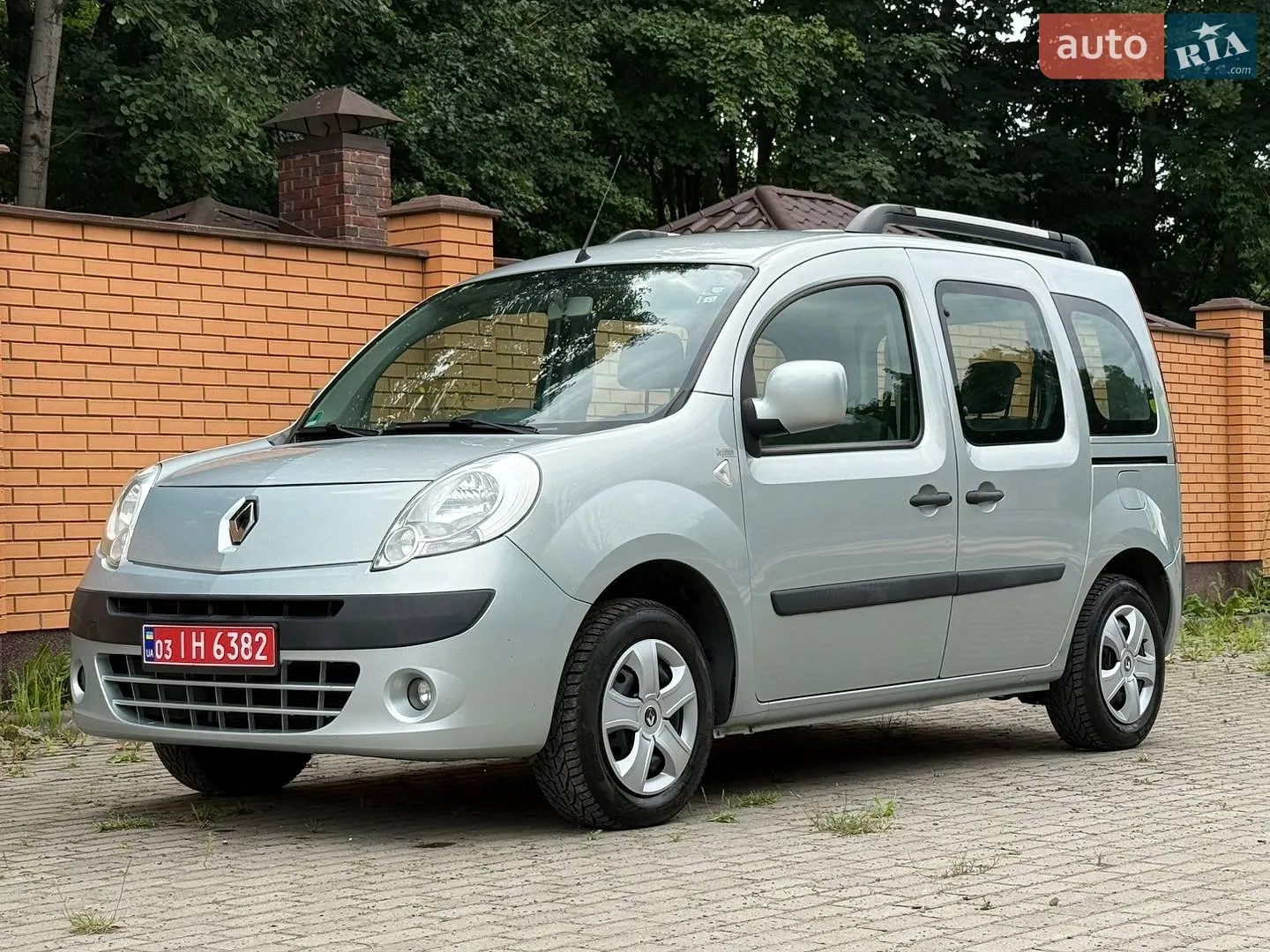 2010 Renault Kangoo - мініатюра 24