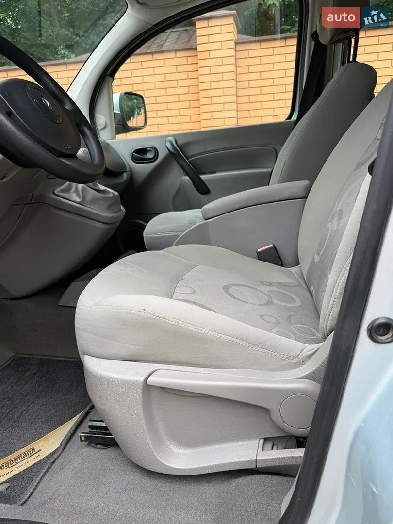 2010 Renault Kangoo - мініатюра 42