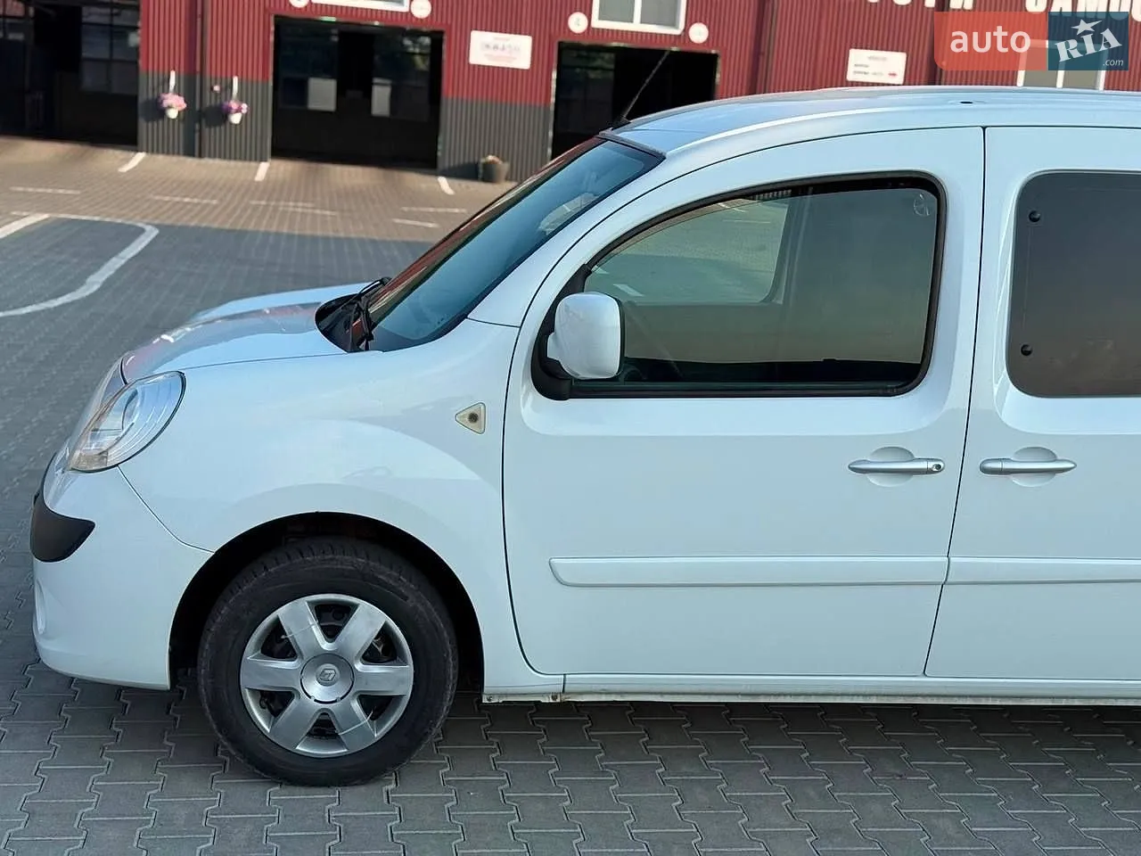 2010 Renault Kangoo - мініатюра 17