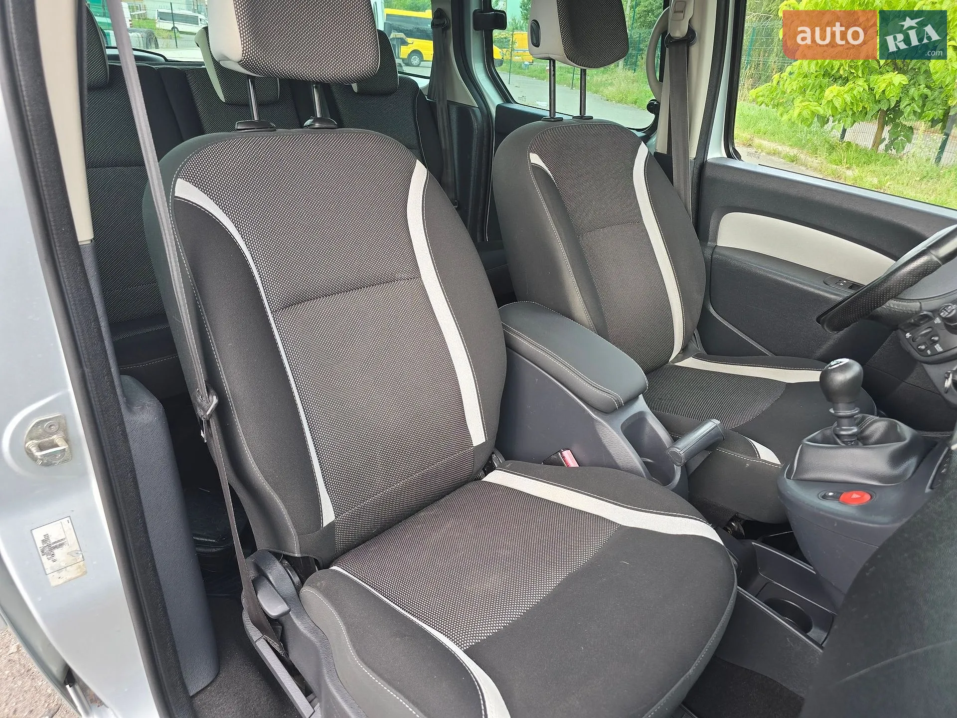 2012 Renault Kangoo - мініатюра 21