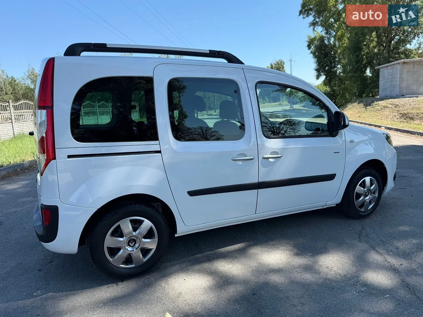 2017 Renault Kangoo - мініатюра 15