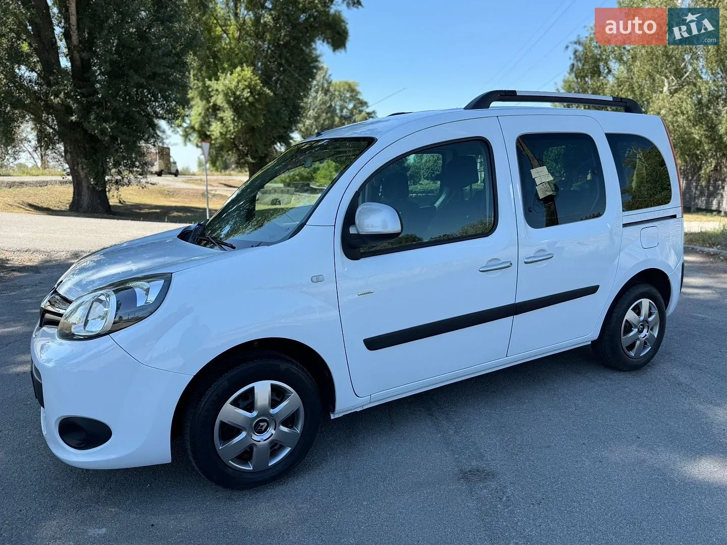 2017 Renault Kangoo - мініатюра 23