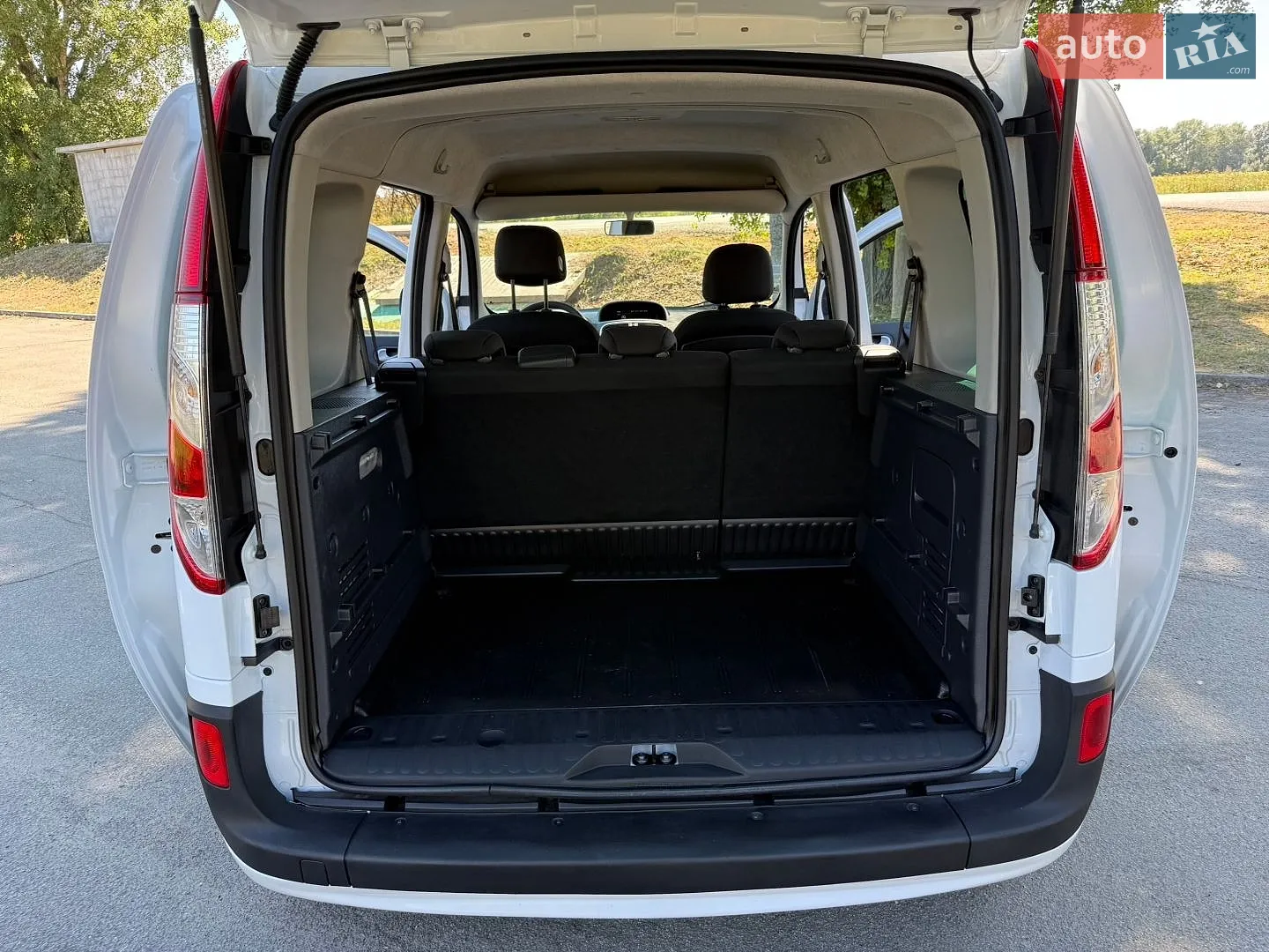 2017 Renault Kangoo - мініатюра 63