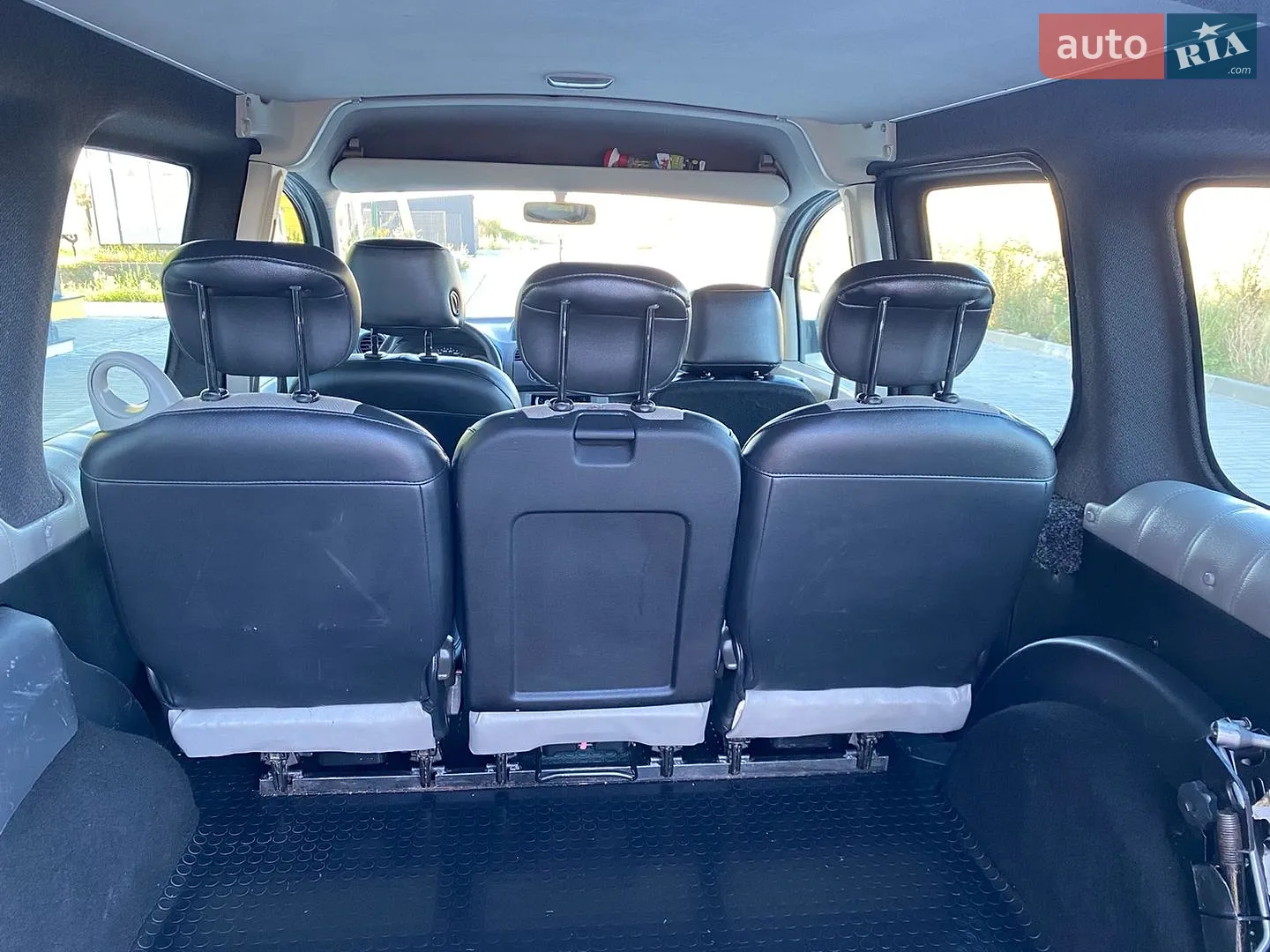 2010 Renault Kangoo - мініатюра 21