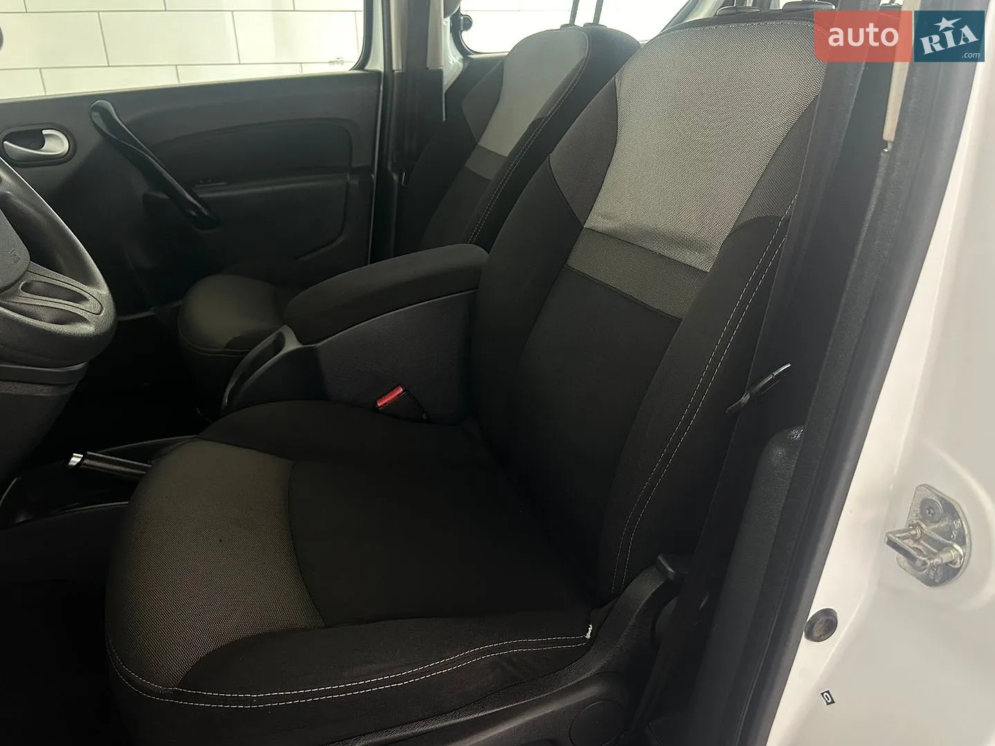 2017 Renault Kangoo - мініатюра 49