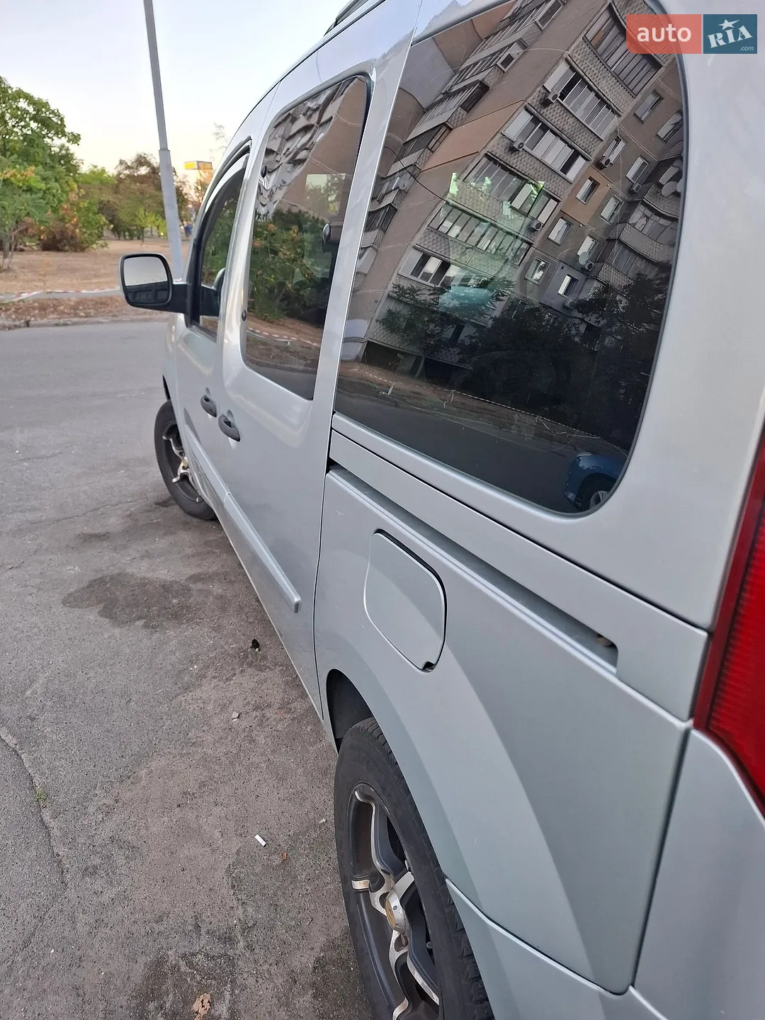 2010 Renault Kangoo - мініатюра 8