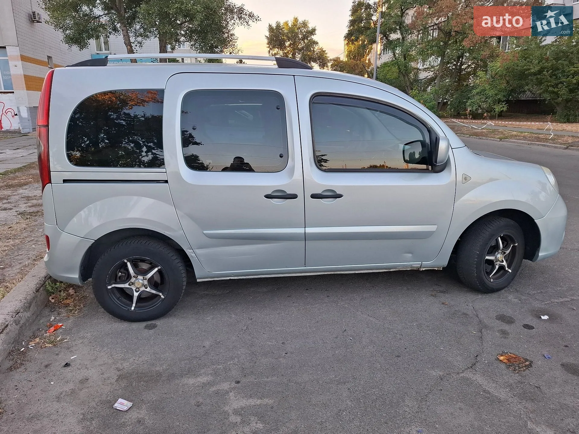 2010 Renault Kangoo - мініатюра 6