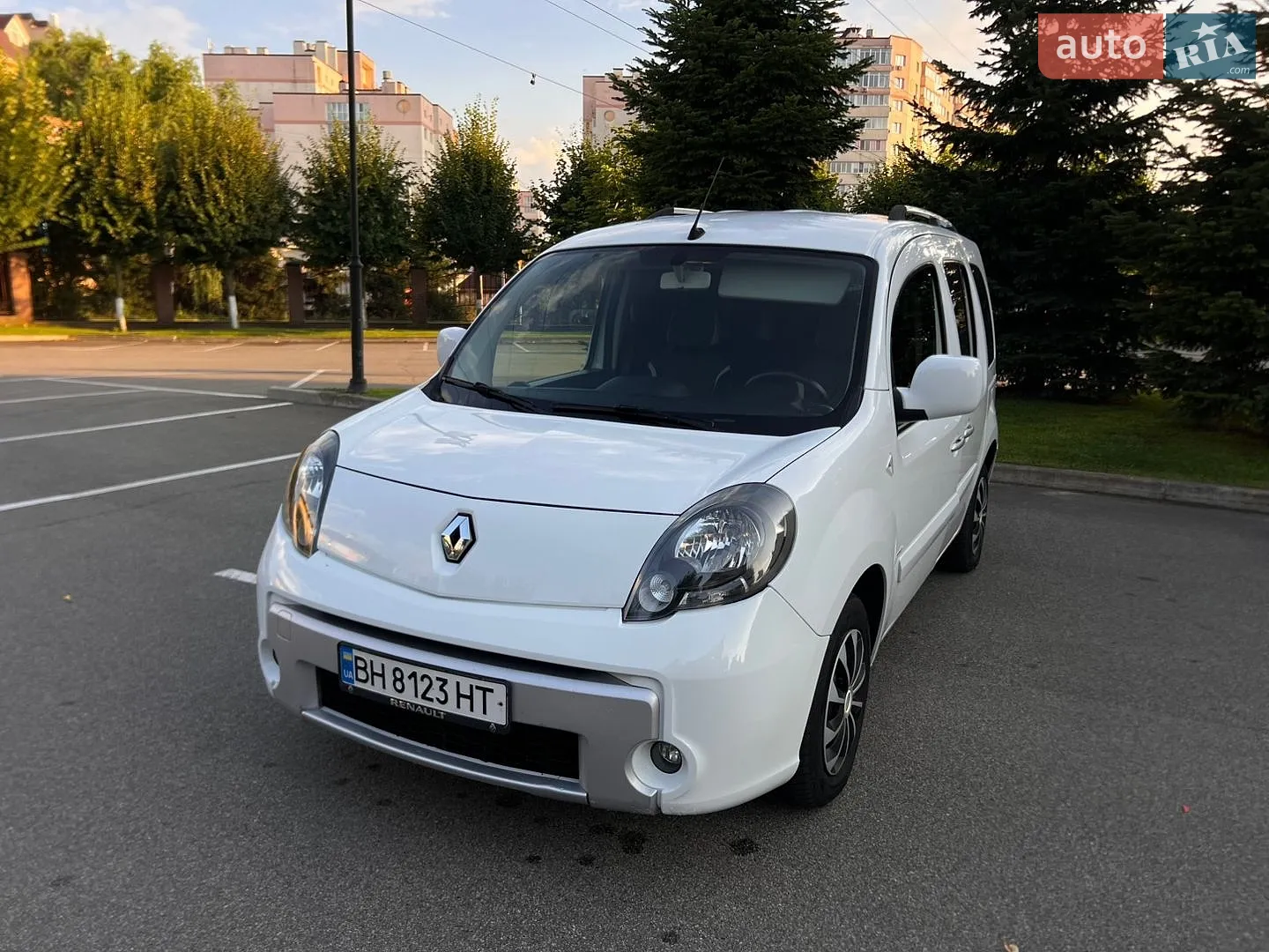 2011 Renault Kangoo - мініатюра 2