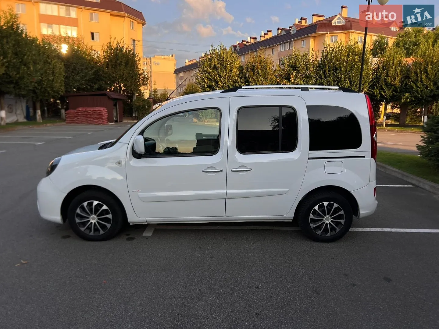 2011 Renault Kangoo - мініатюра 14