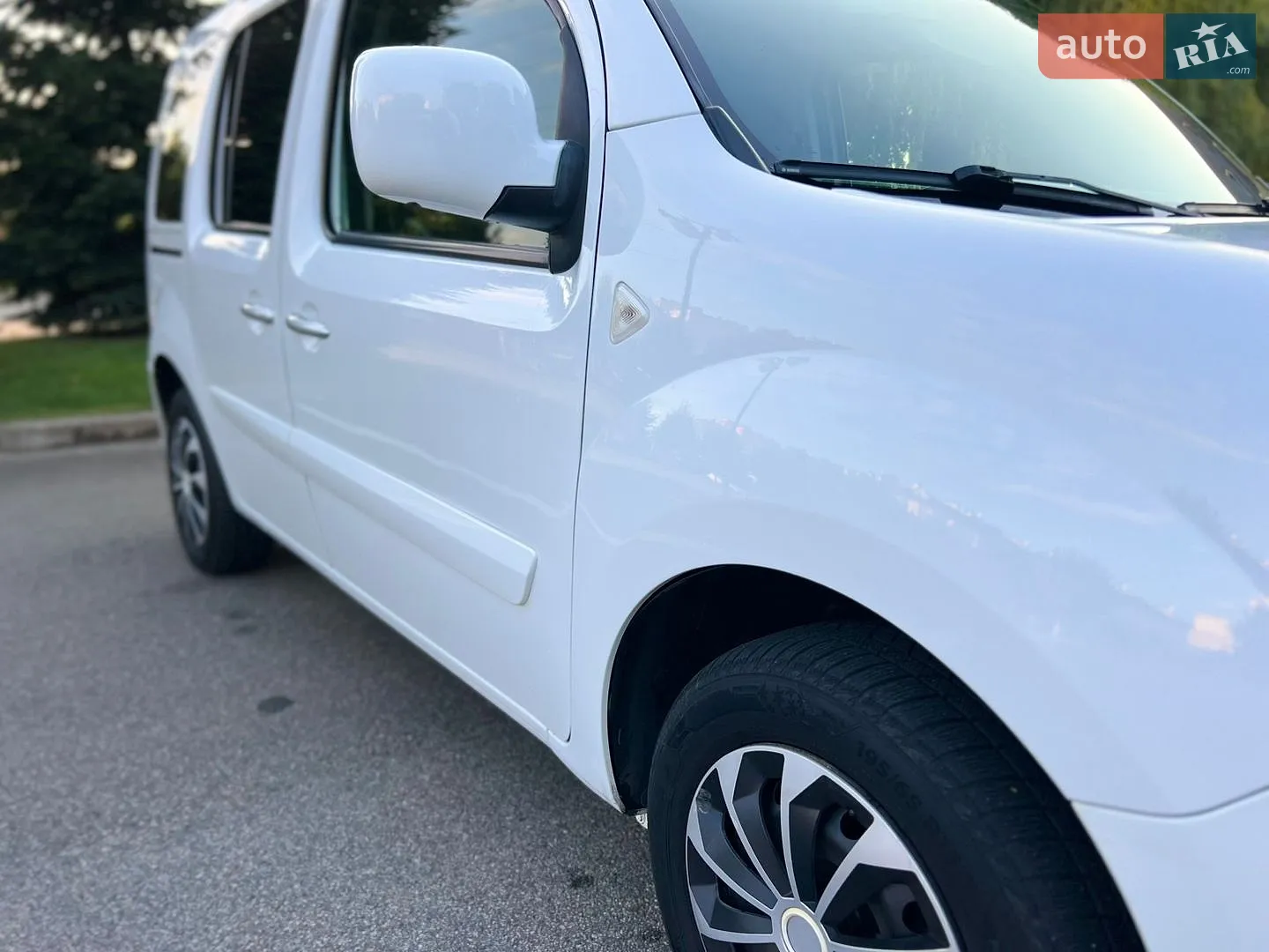 2011 Renault Kangoo - мініатюра 17