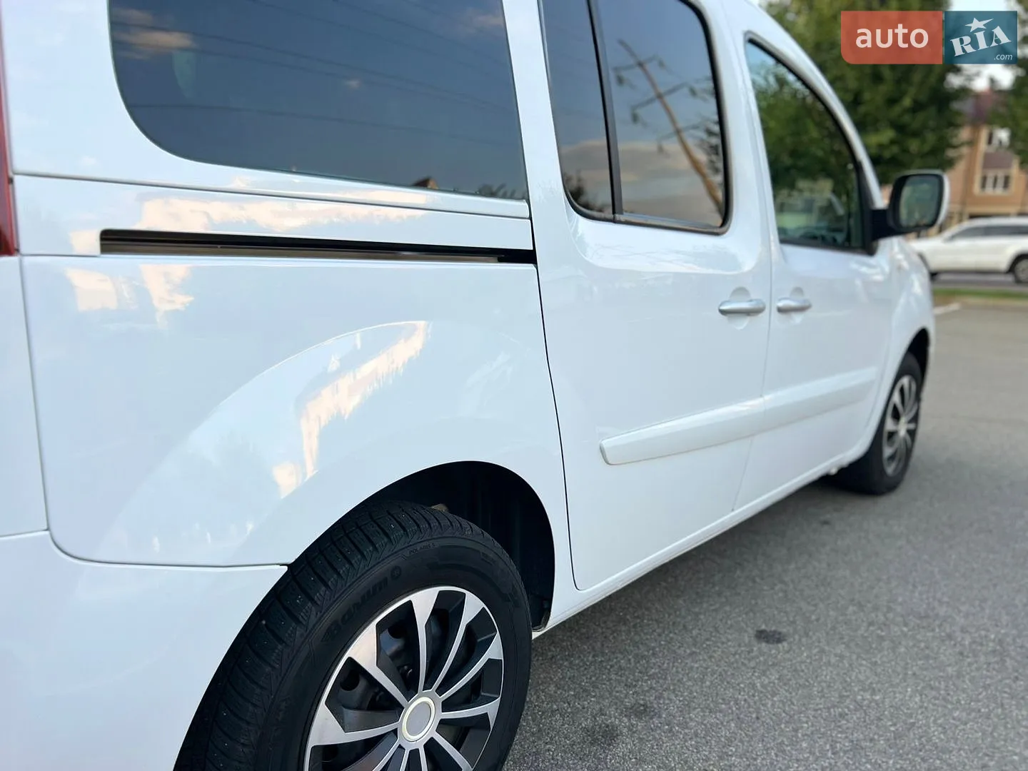 2011 Renault Kangoo - мініатюра 18