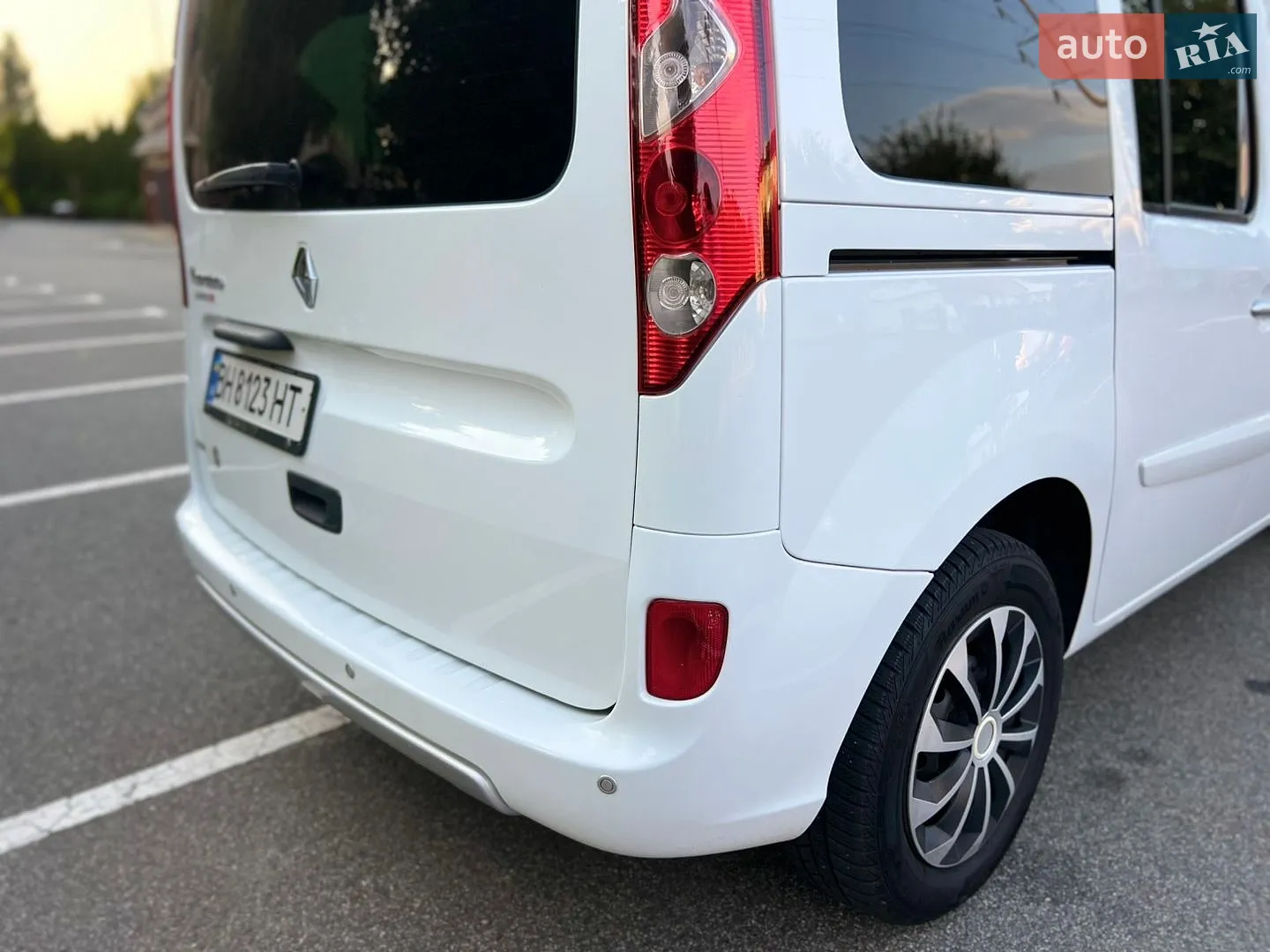 2011 Renault Kangoo - мініатюра 19