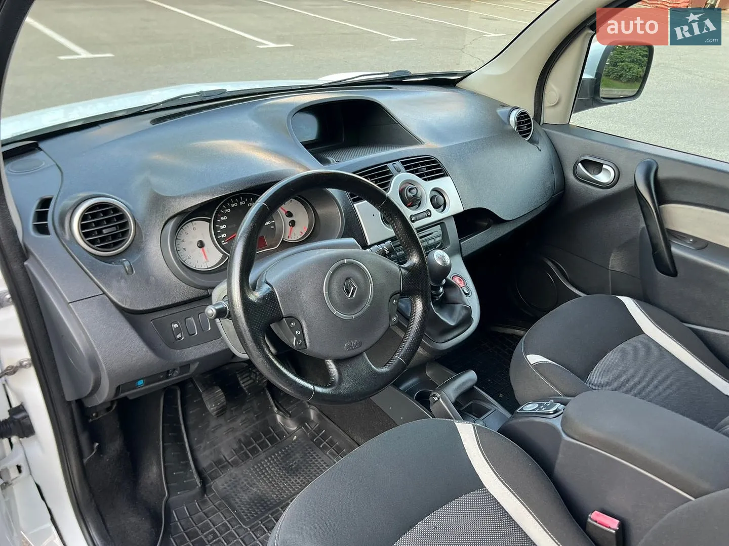 2011 Renault Kangoo - мініатюра 24
