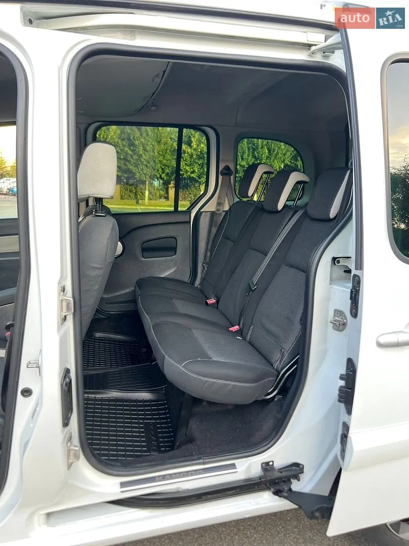 2011 Renault Kangoo - мініатюра 26