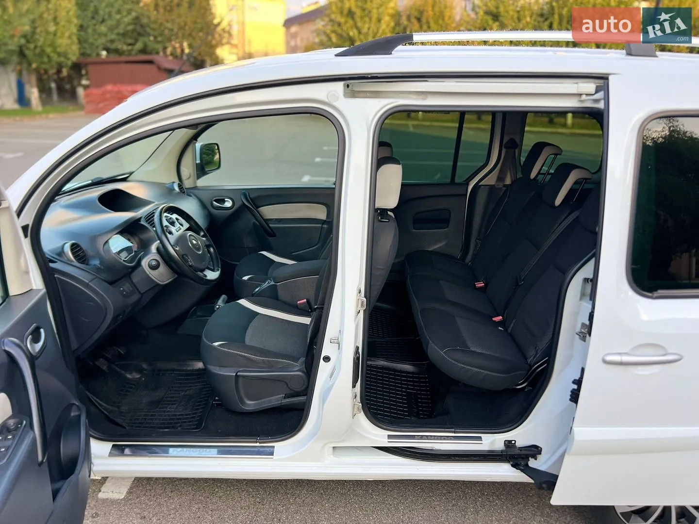 2011 Renault Kangoo - мініатюра 27