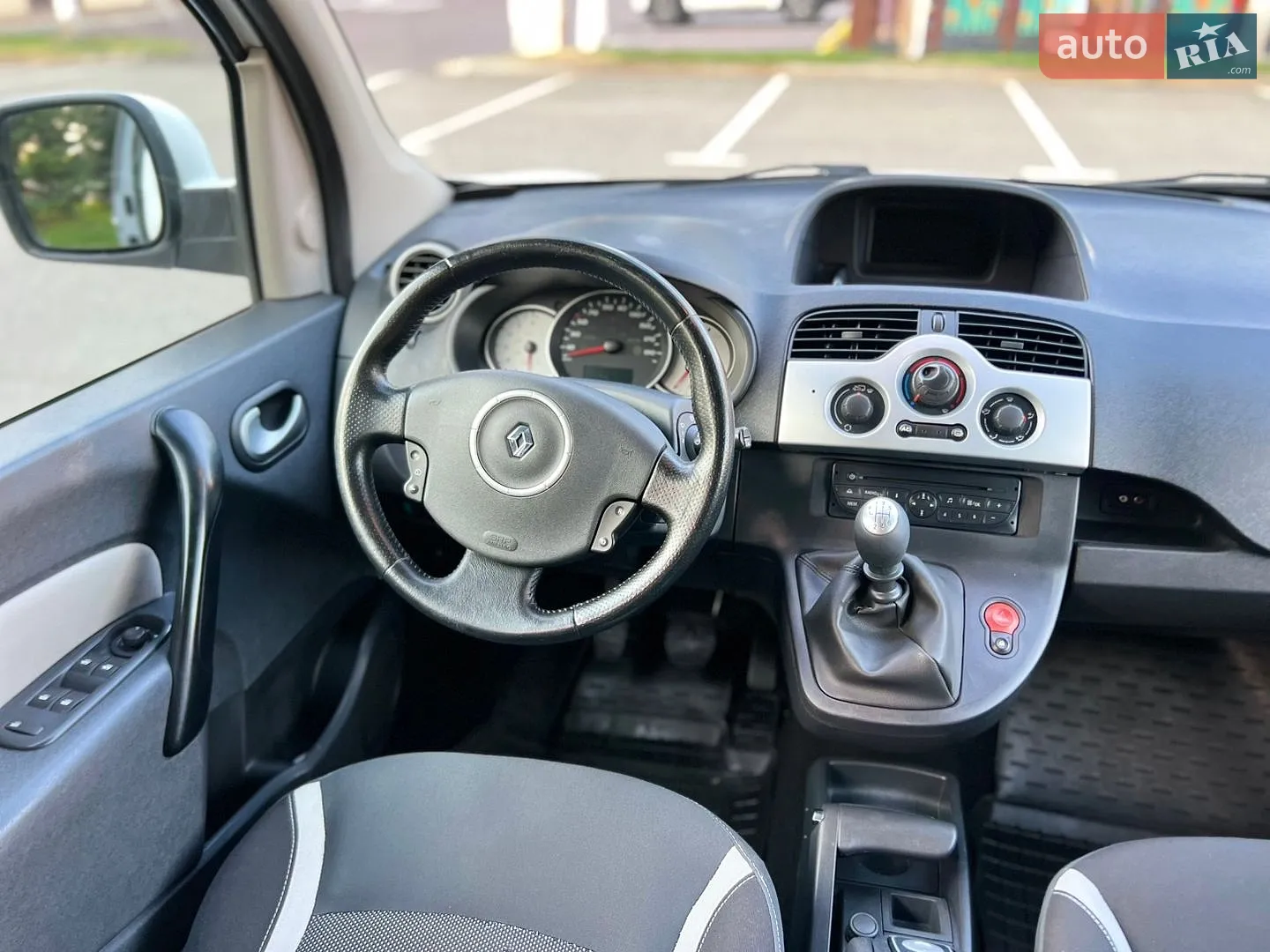 2011 Renault Kangoo - мініатюра 28