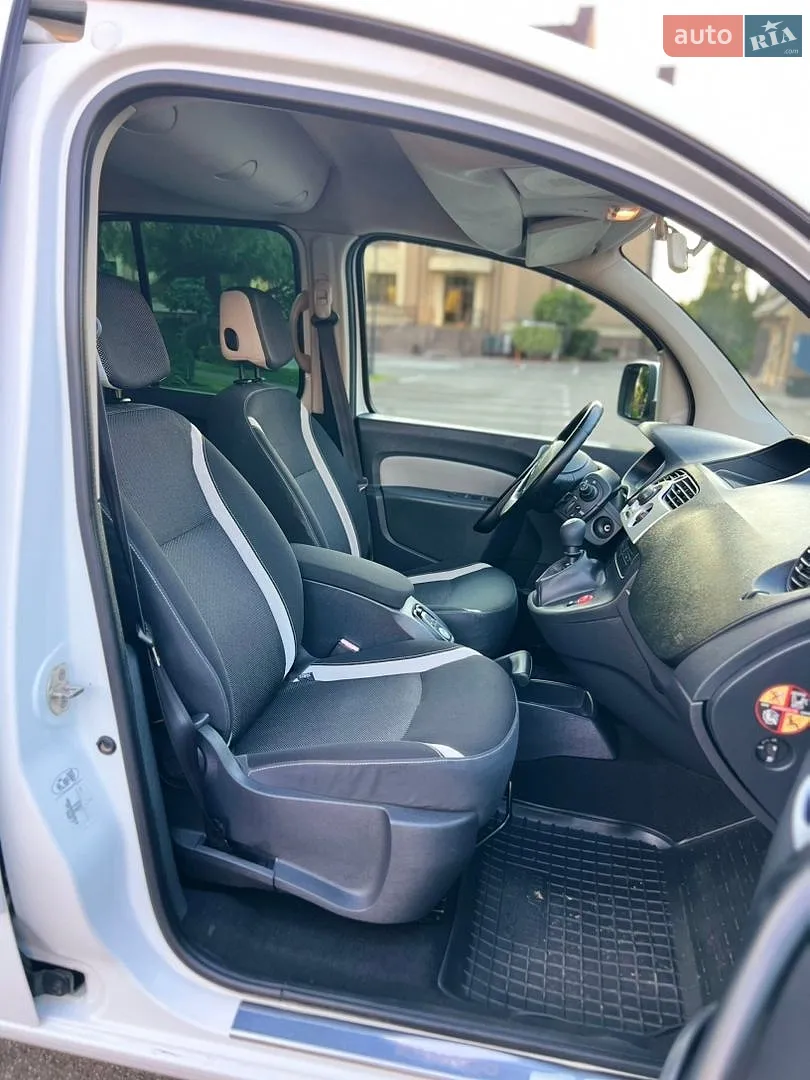 2011 Renault Kangoo - мініатюра 33