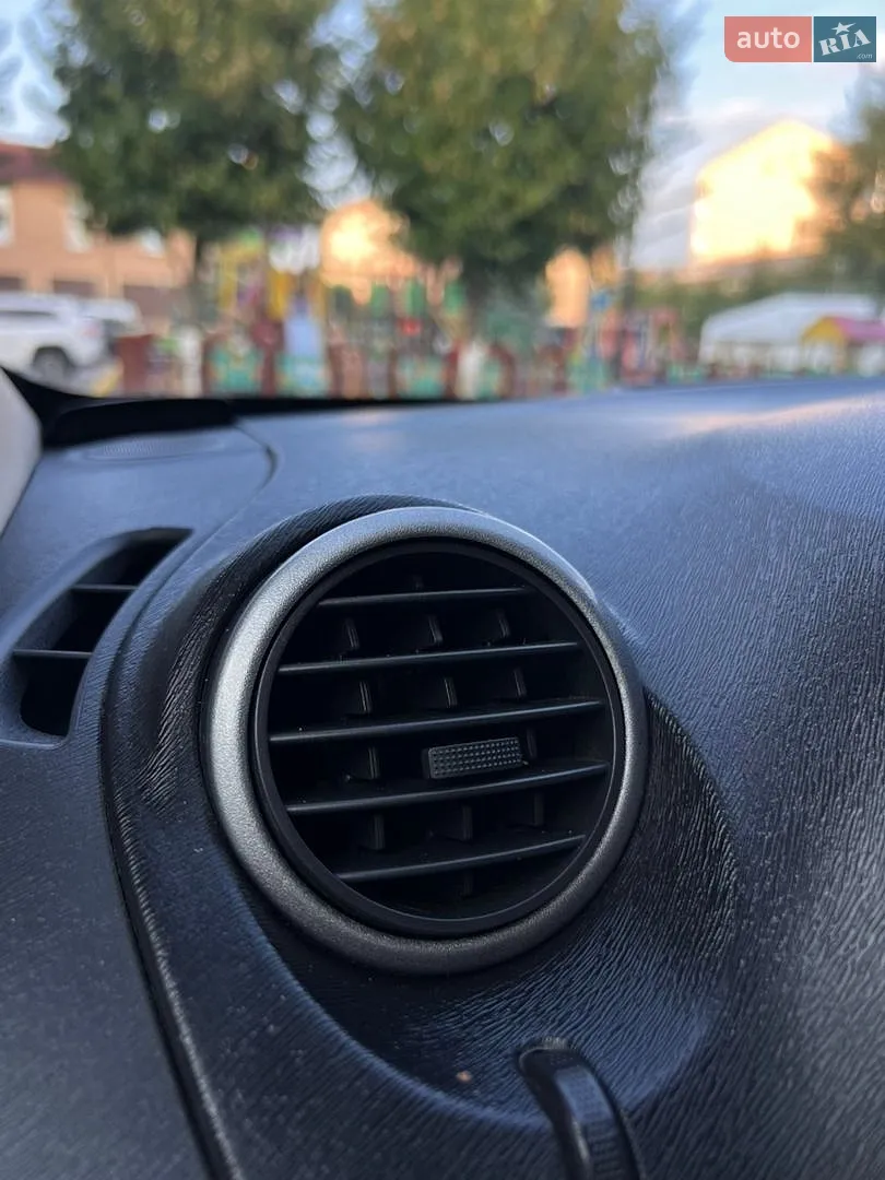 2011 Renault Kangoo - мініатюра 37