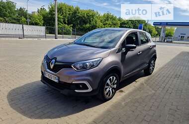 Внедорожник / Кроссовер Renault Kaptur 2018 в Луцке