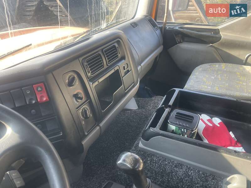 Самоскид Renault Kerax 2006 в Тячеві