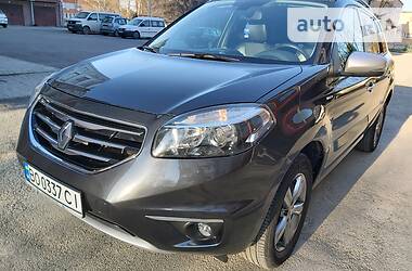 Позашляховик / Кросовер Renault Koleos 2013 в 