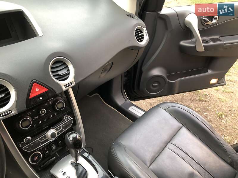 Внедорожник / Кроссовер Renault Koleos 2011 в Киеве