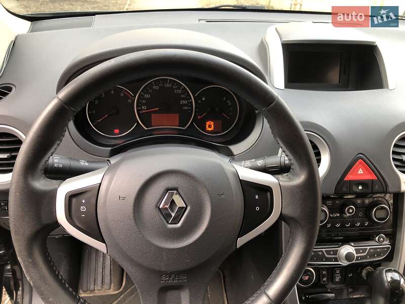 Внедорожник / Кроссовер Renault Koleos 2011 в Киеве
