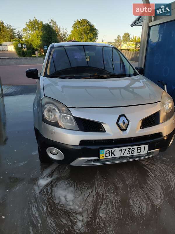 Внедорожник / Кроссовер Renault Koleos 2010 в Ровно