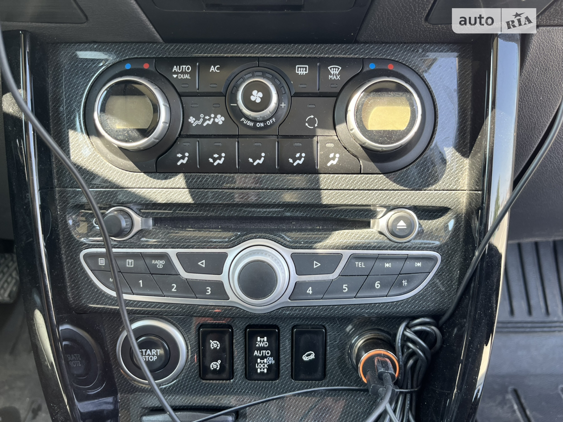 Renault Koleos 2011 VIN VF1VY0N0NUC389204 фото оголошення 32 з 43