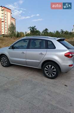 Позашляховик / Кросовер Renault Koleos 2012 в 