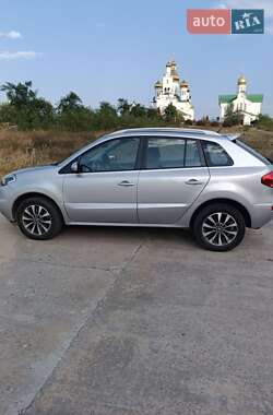 Позашляховик / Кросовер Renault Koleos 2012 в 