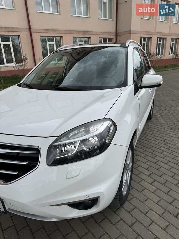 Внедорожник / Кроссовер Renault Koleos 2012 в Черновцах