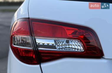Позашляховик / Кросовер Renault Koleos 2012 в 