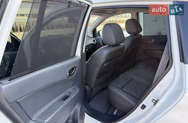 Позашляховик / Кросовер Renault Koleos 2013 в 
