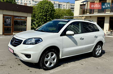 Позашляховик / Кросовер Renault Koleos 2013 в 