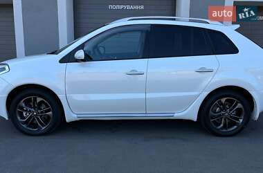 Позашляховик / Кросовер Renault Koleos 2012 в 