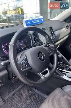 Позашляховик / Кросовер Renault Koleos 2023 в 