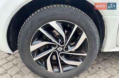 Внедорожник / Кроссовер Renault Koleos 2015 в 