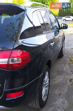 Внедорожник / Кроссовер Renault Koleos 2011 в 