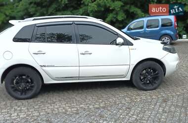 Внедорожник / Кроссовер Renault Koleos 2013 в 