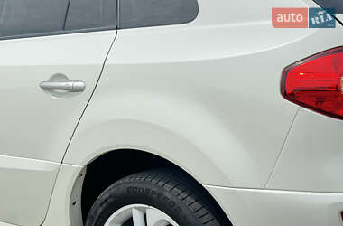 Внедорожник / Кроссовер Renault Koleos 2011 в 