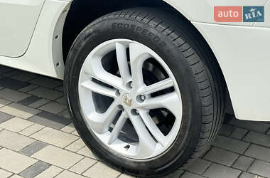 Внедорожник / Кроссовер Renault Koleos 2011 в 