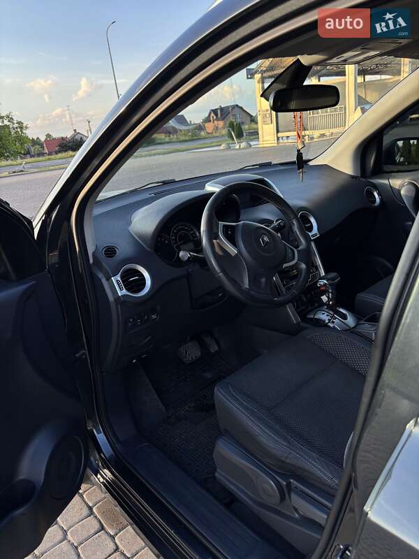 Внедорожник / Кроссовер Renault Koleos 2012 в Городке