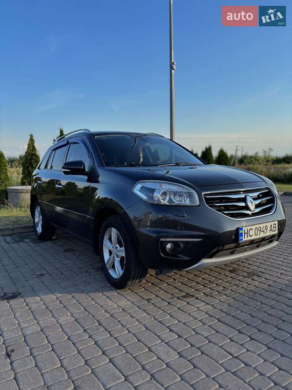 Внедорожник / Кроссовер Renault Koleos 2012 в Городке