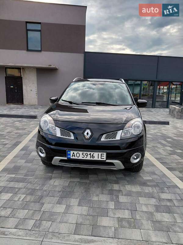 Позашляховик / Кросовер Renault Koleos 2010 в Мукачевому