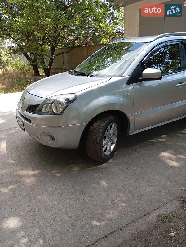Внедорожник / Кроссовер Renault Koleos 2010 в Никополе