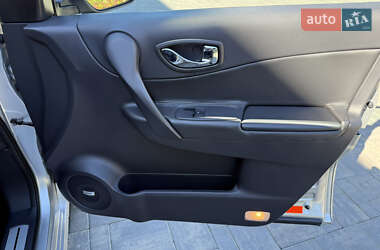 Позашляховик / Кросовер Renault Koleos 2012 в  фото 36 Позашляховик / Кросовер Renault Koleos 2012 в