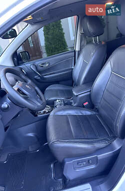 Внедорожник / Кроссовер Renault Koleos 2016 в 