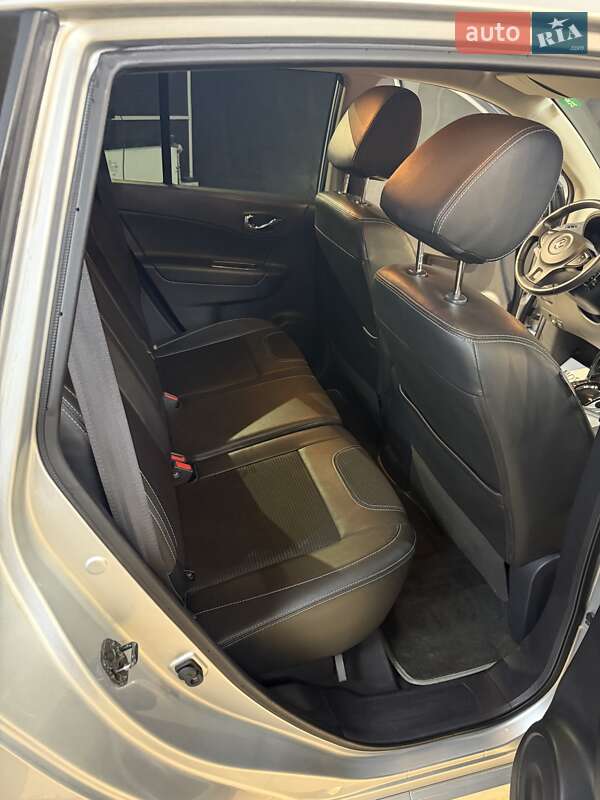 Внедорожник / Кроссовер Renault Koleos 2014 в Владимире фото 12 Внедорожник / Кроссовер Renault Koleos 2014 в Владимире